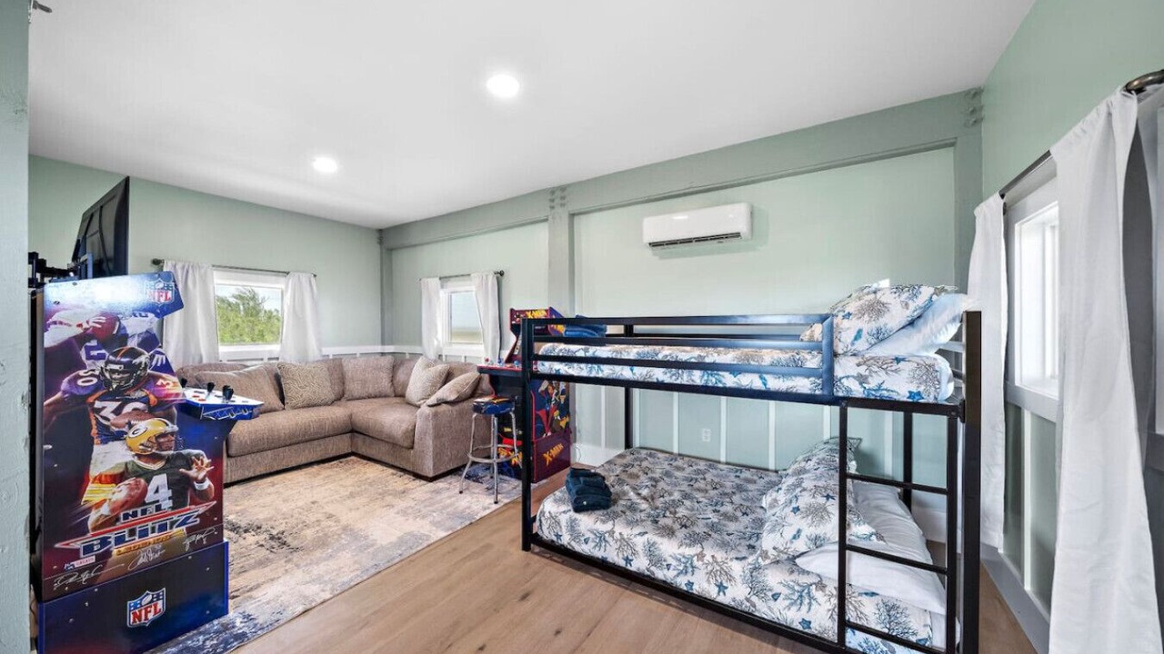 Photo of Bedroom in Freeport