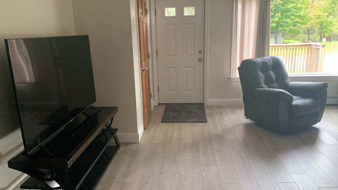 Photo of Livingroom in Malletts Bay