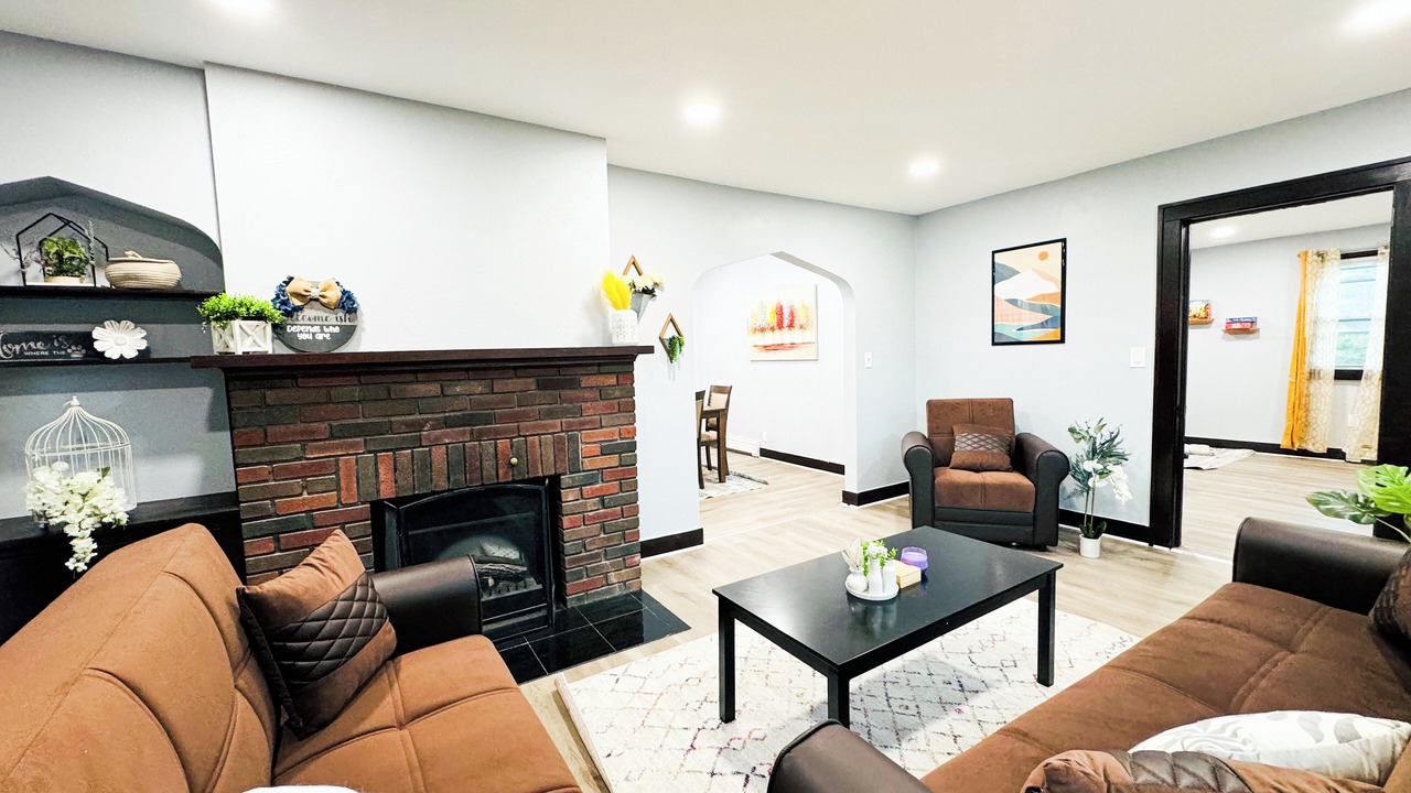 Photo of Livingroom in Corning