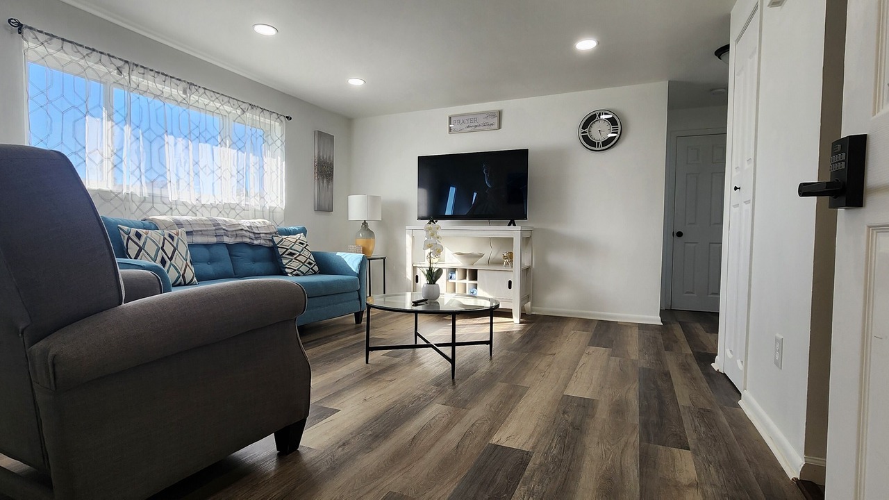 Photo of Livingroom in Johnson City