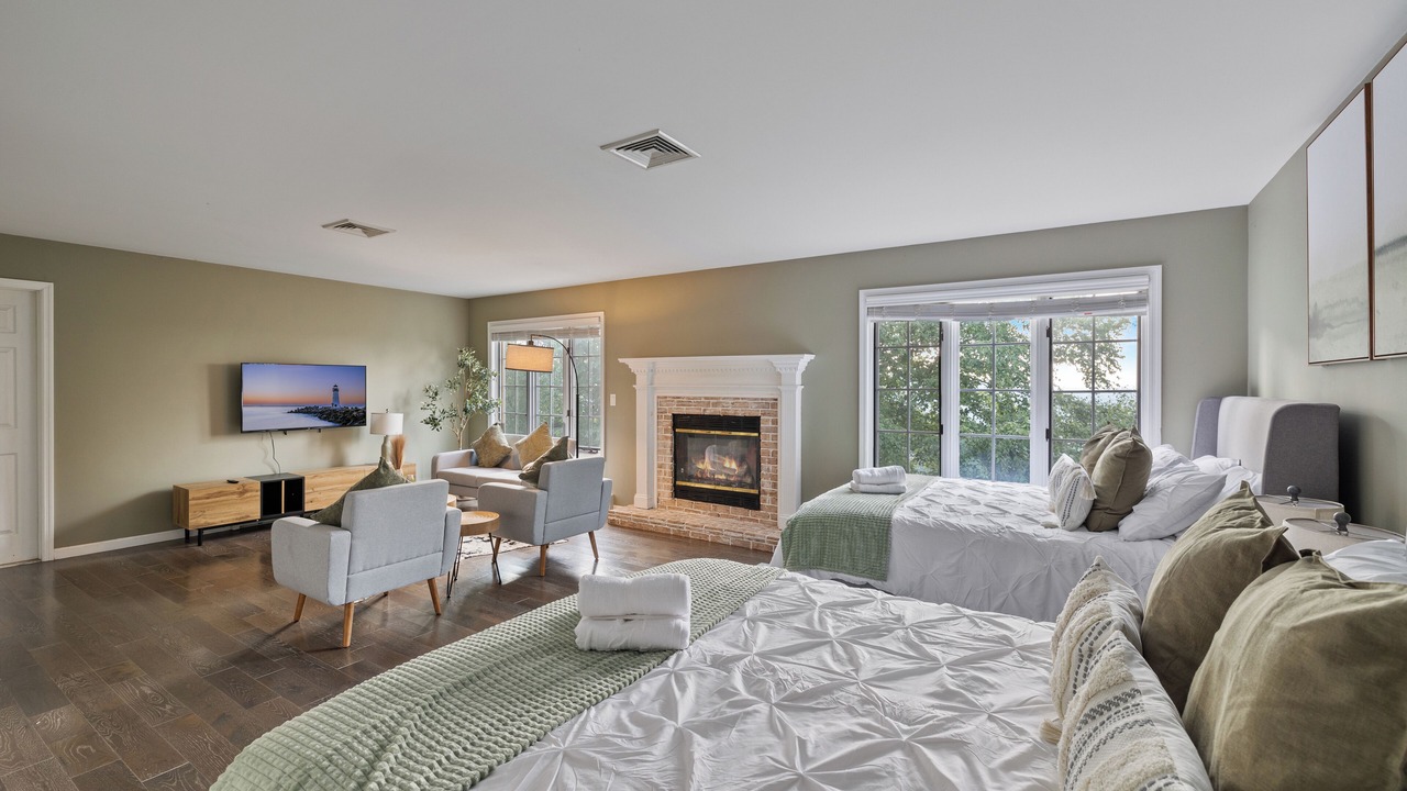 Photo of Bedroom in Monroe