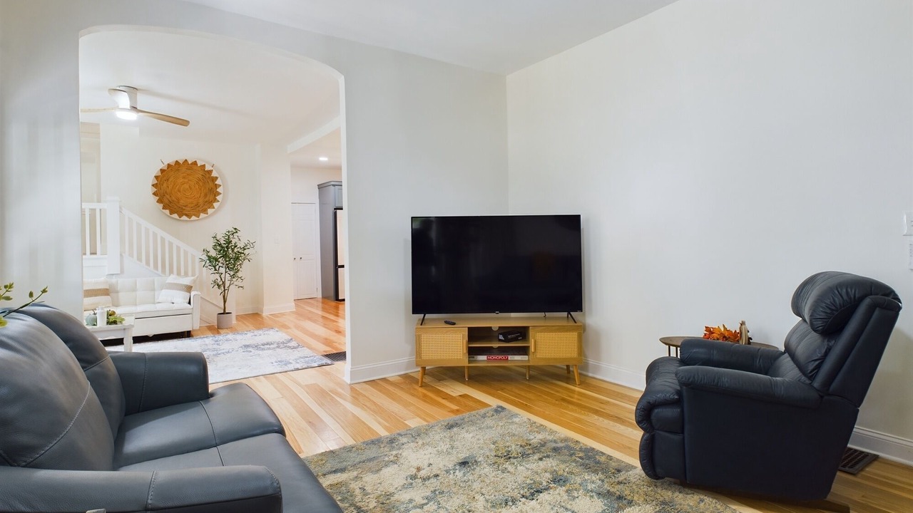 Photo of Livingroom in Olean