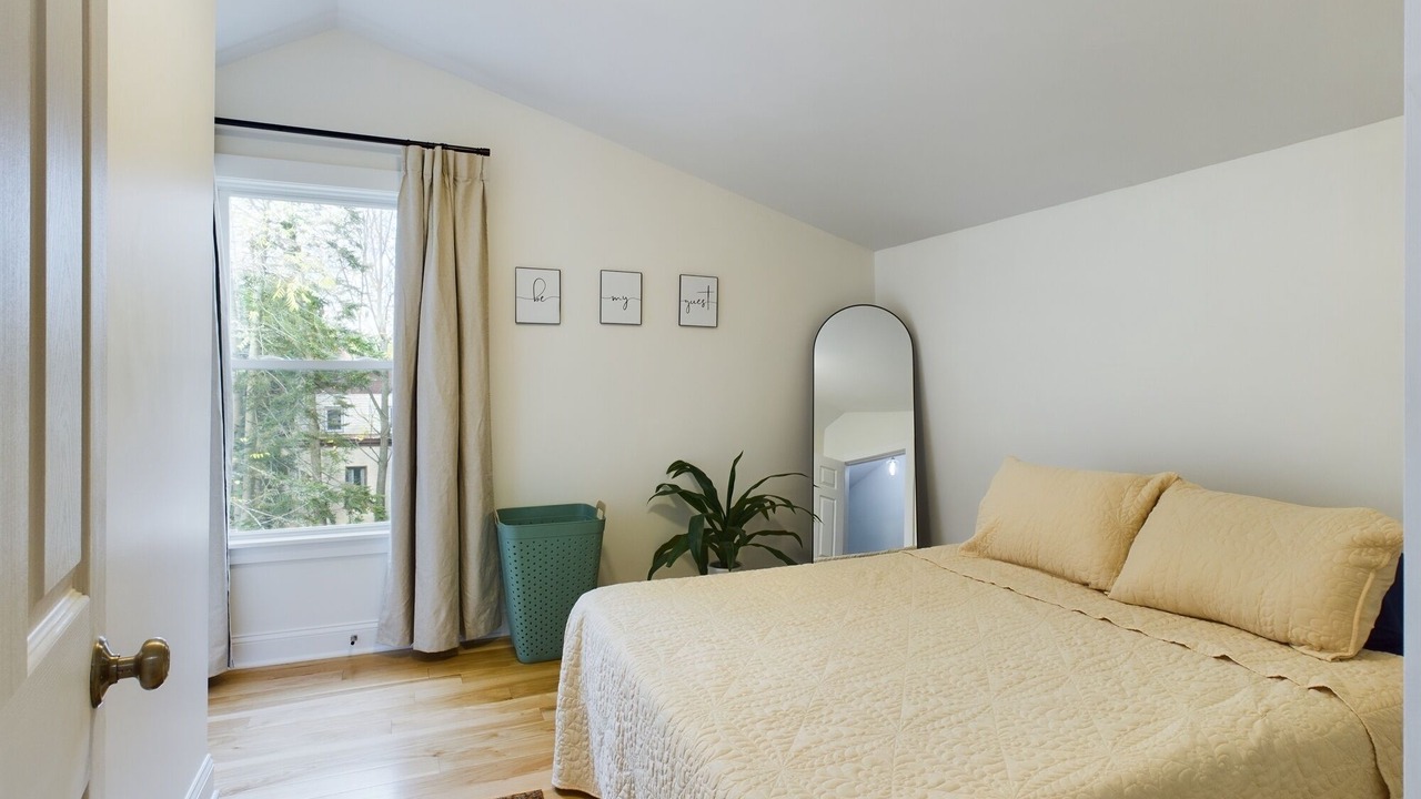 Photo of Bedroom in Olean