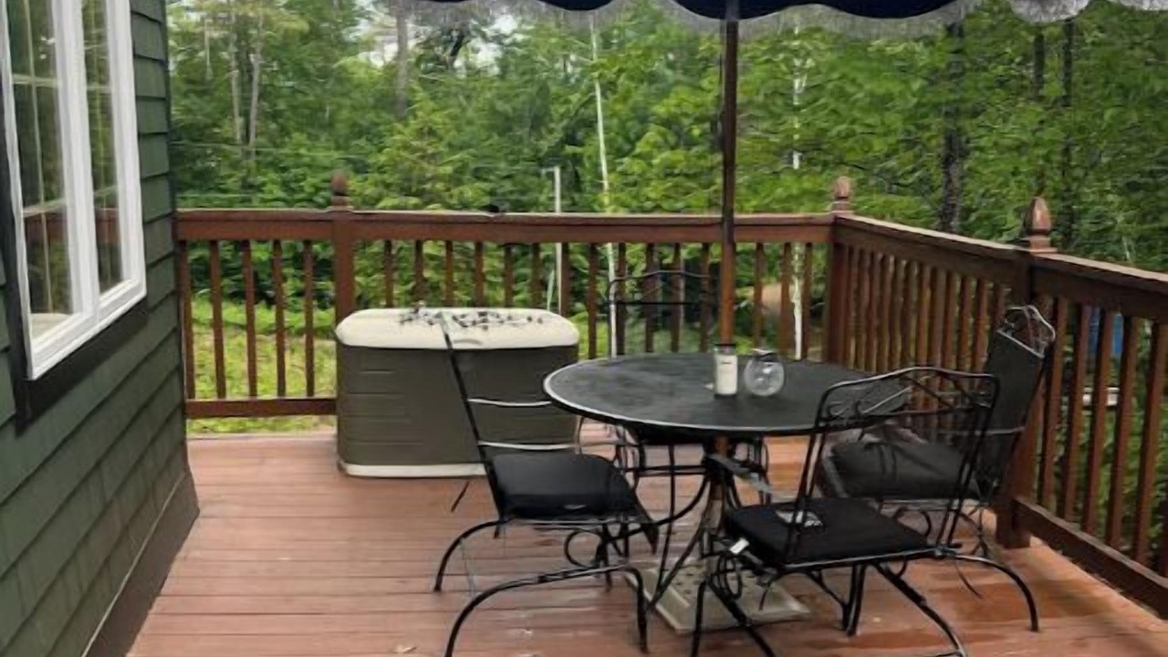 Photo of Outdoor in Center Lovell