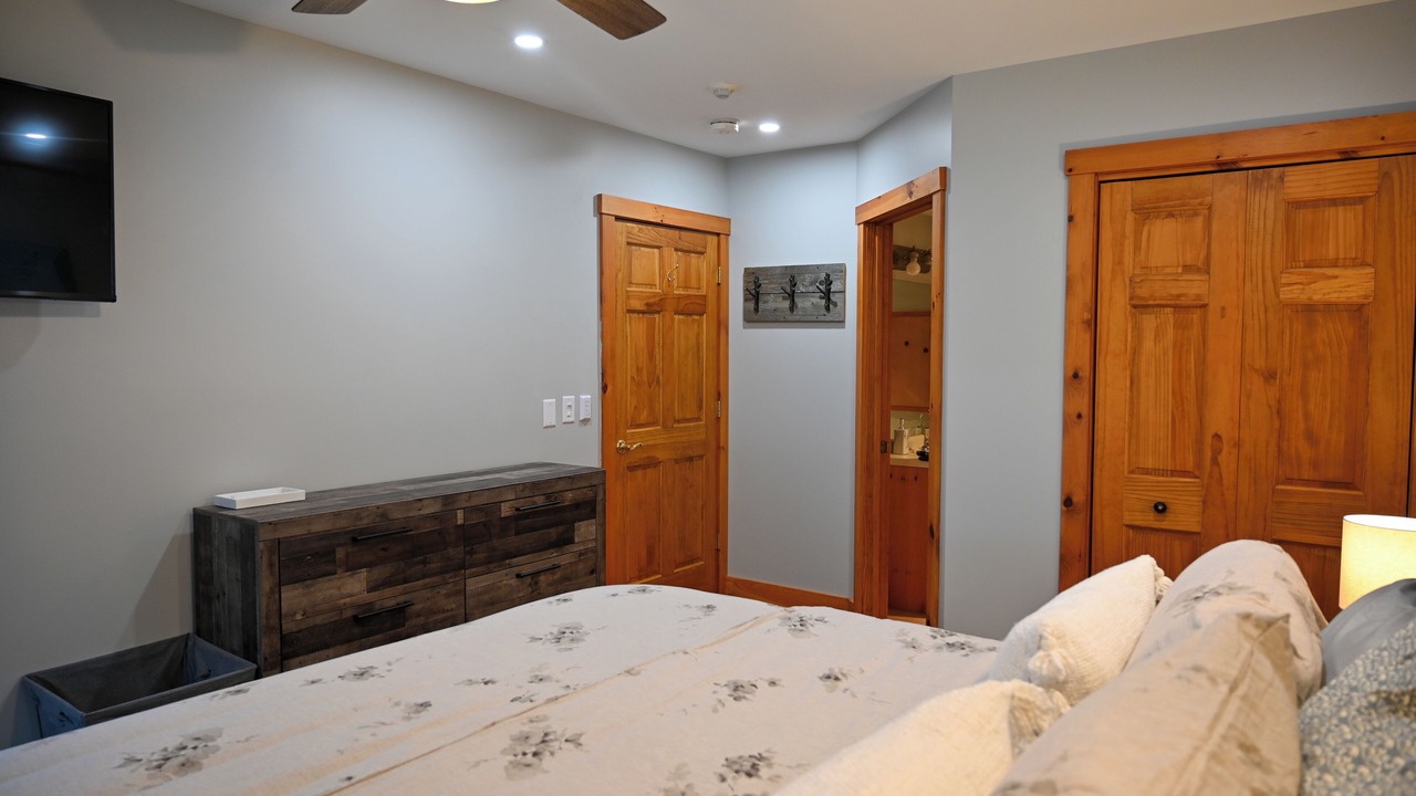 Photo of Bedroom in North Troy