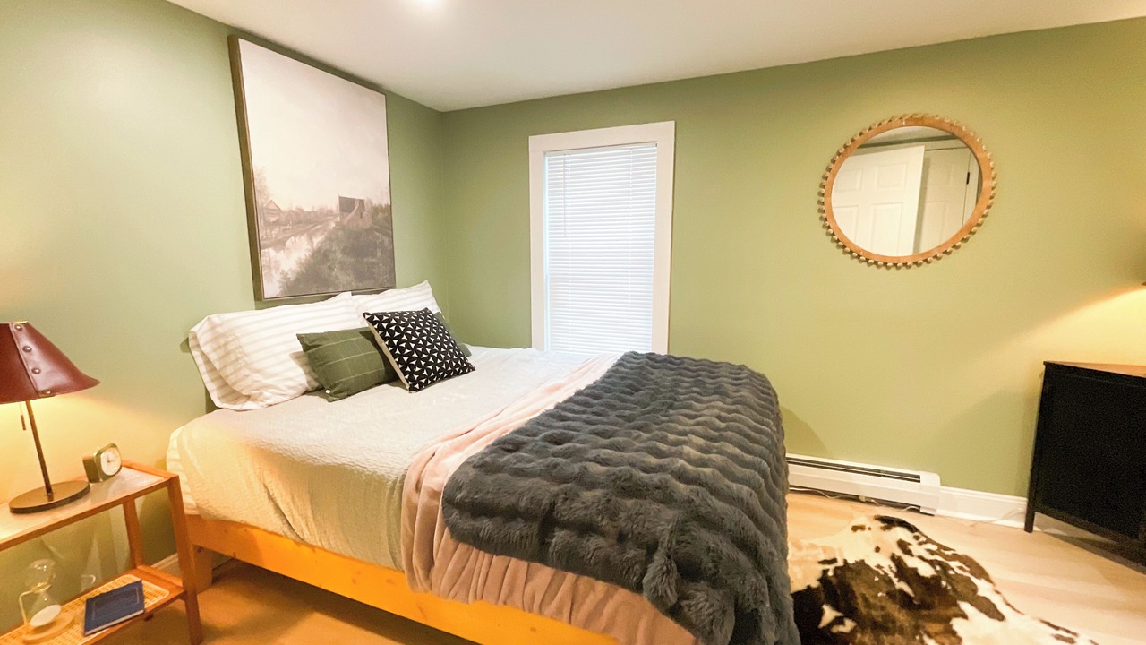 Photo of Bedroom in Alexandria