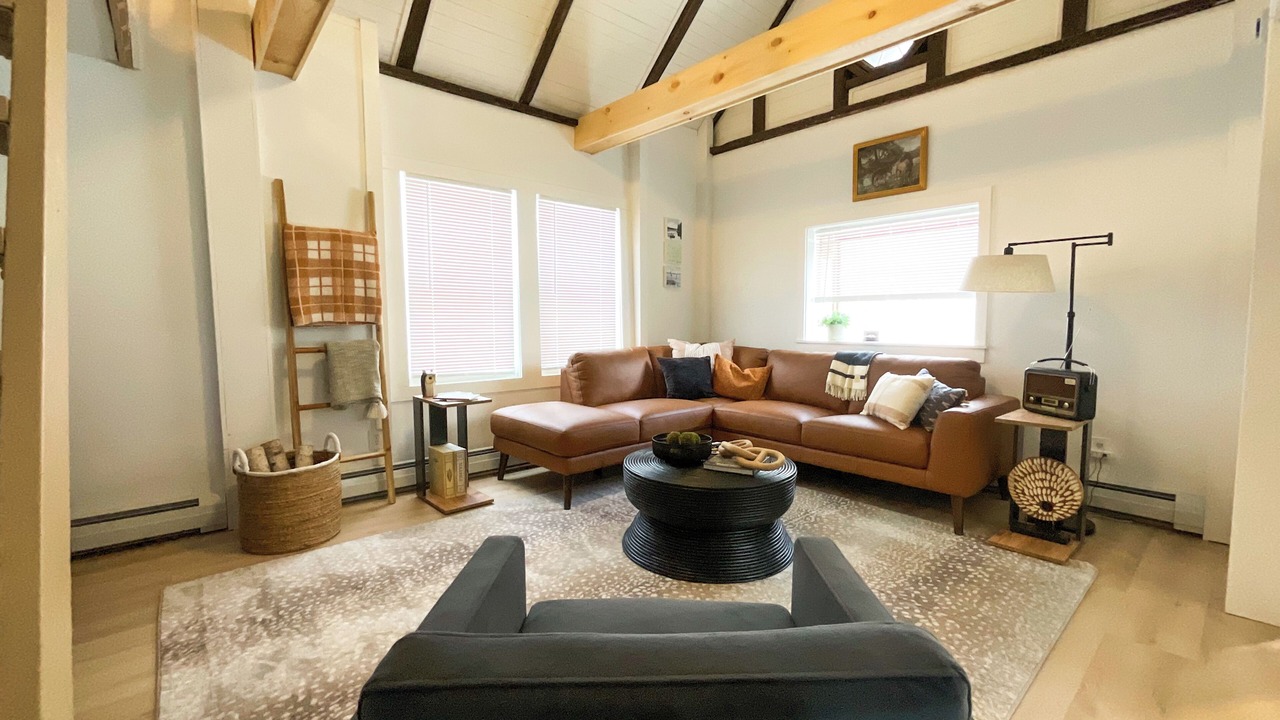 Photo of Livingroom in Alexandria