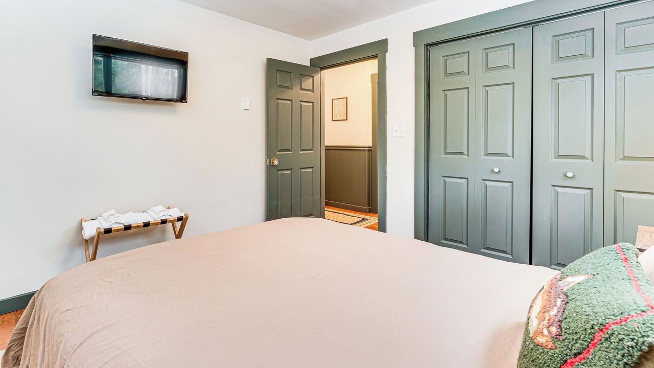Photo of Bedroom in Schroon Lake