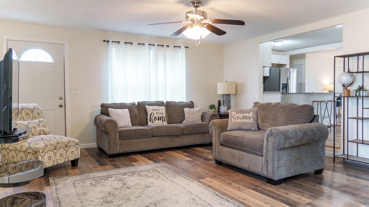 Photo of Livingroom in Bridgeport