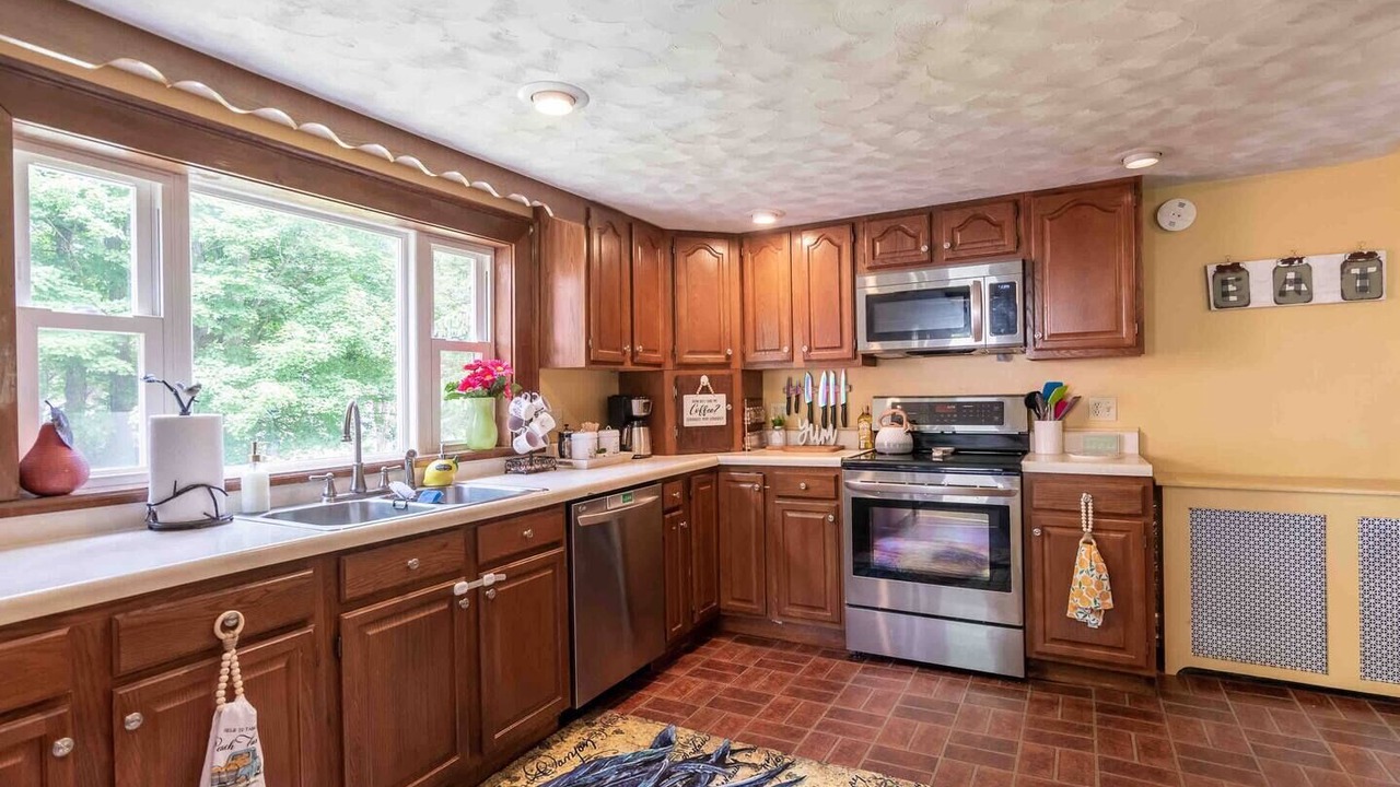 Photo of Kitchen in Fly Creek