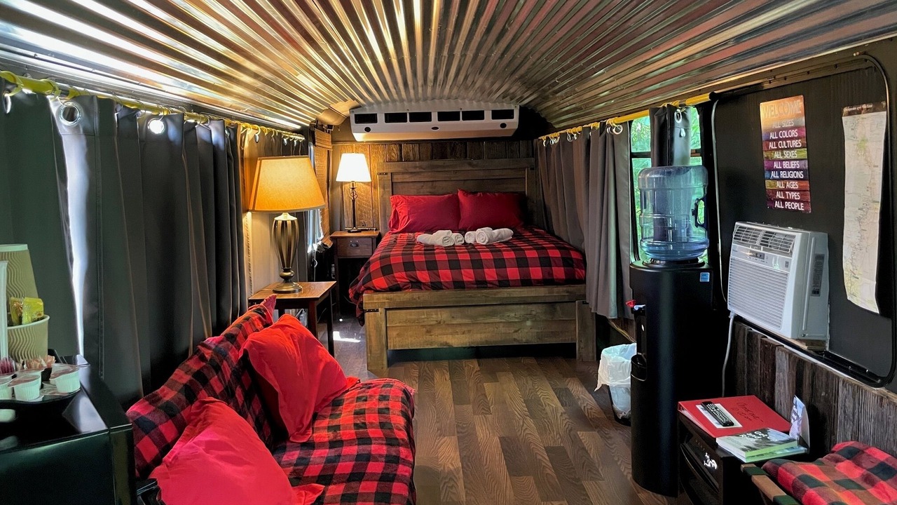 Photo of Bedroom in Paw Paw