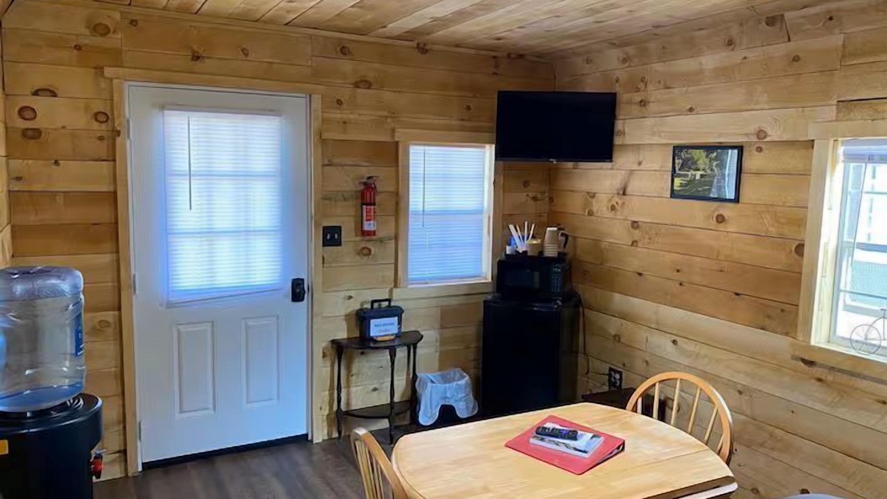 Photo of Bedroom in Paw Paw