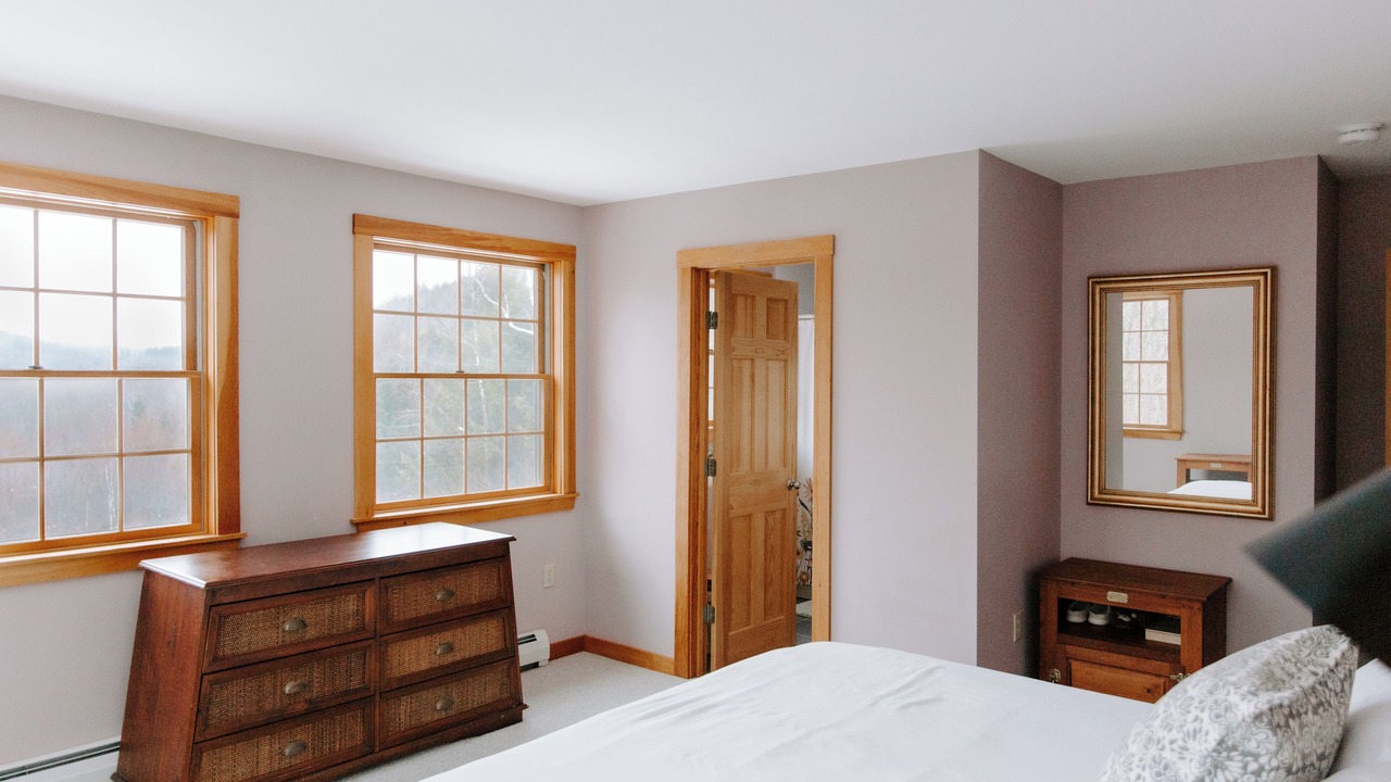 Photo of Bedroom in Marlboro