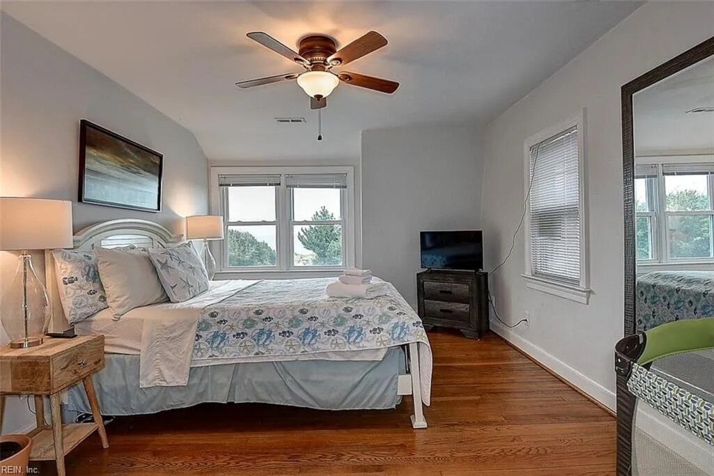 Photo of Bedroom in Cottage Line