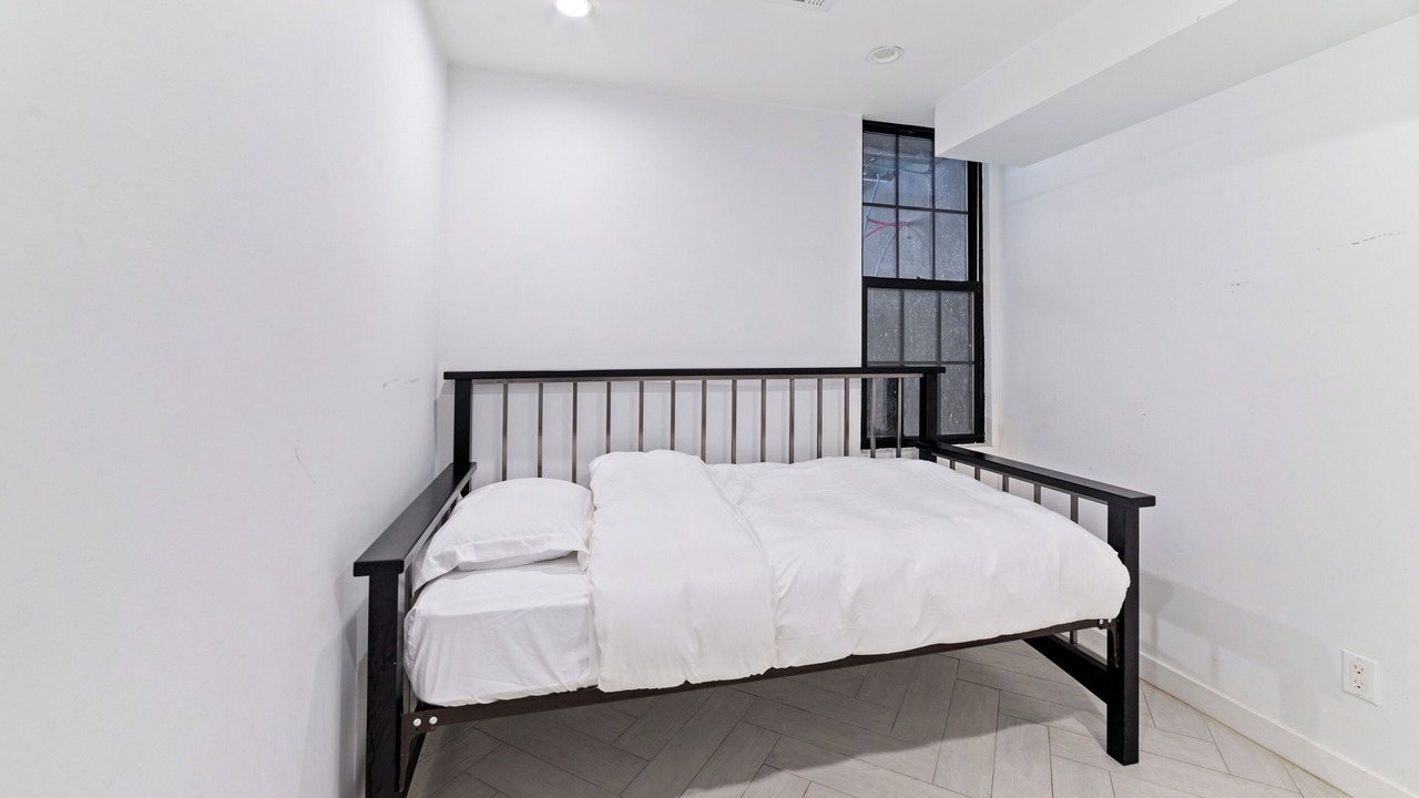 Photo of Bedroom in Crown Heights