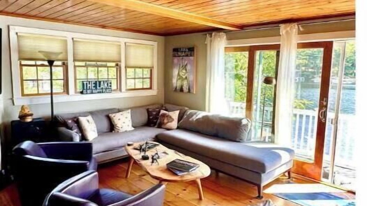 Photo of Livingroom in Georges Mills