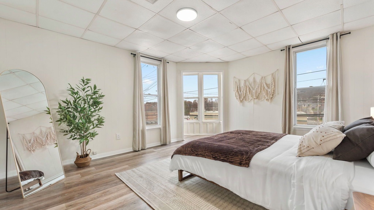 Photo of Bedroom in Binghamton