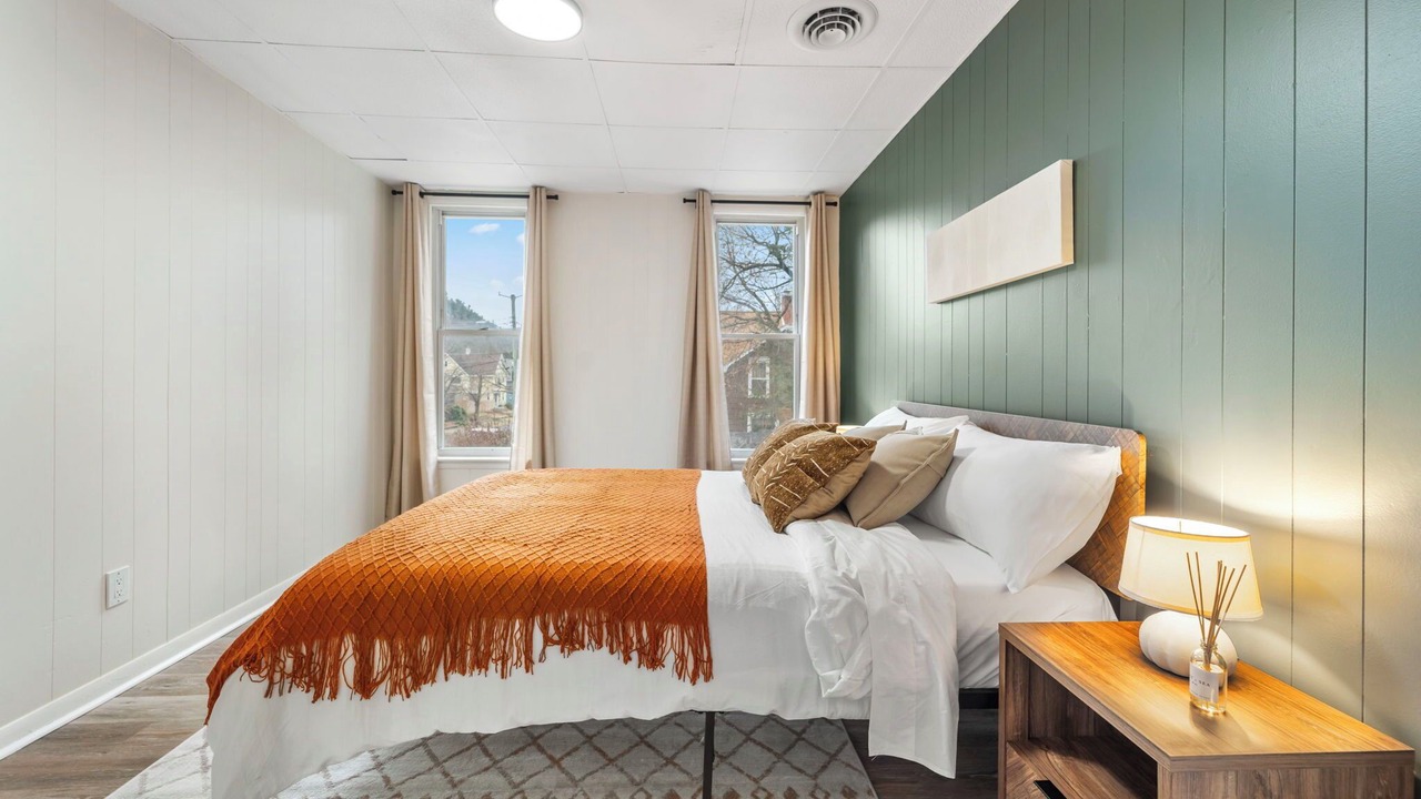 Photo of Bedroom in Binghamton
