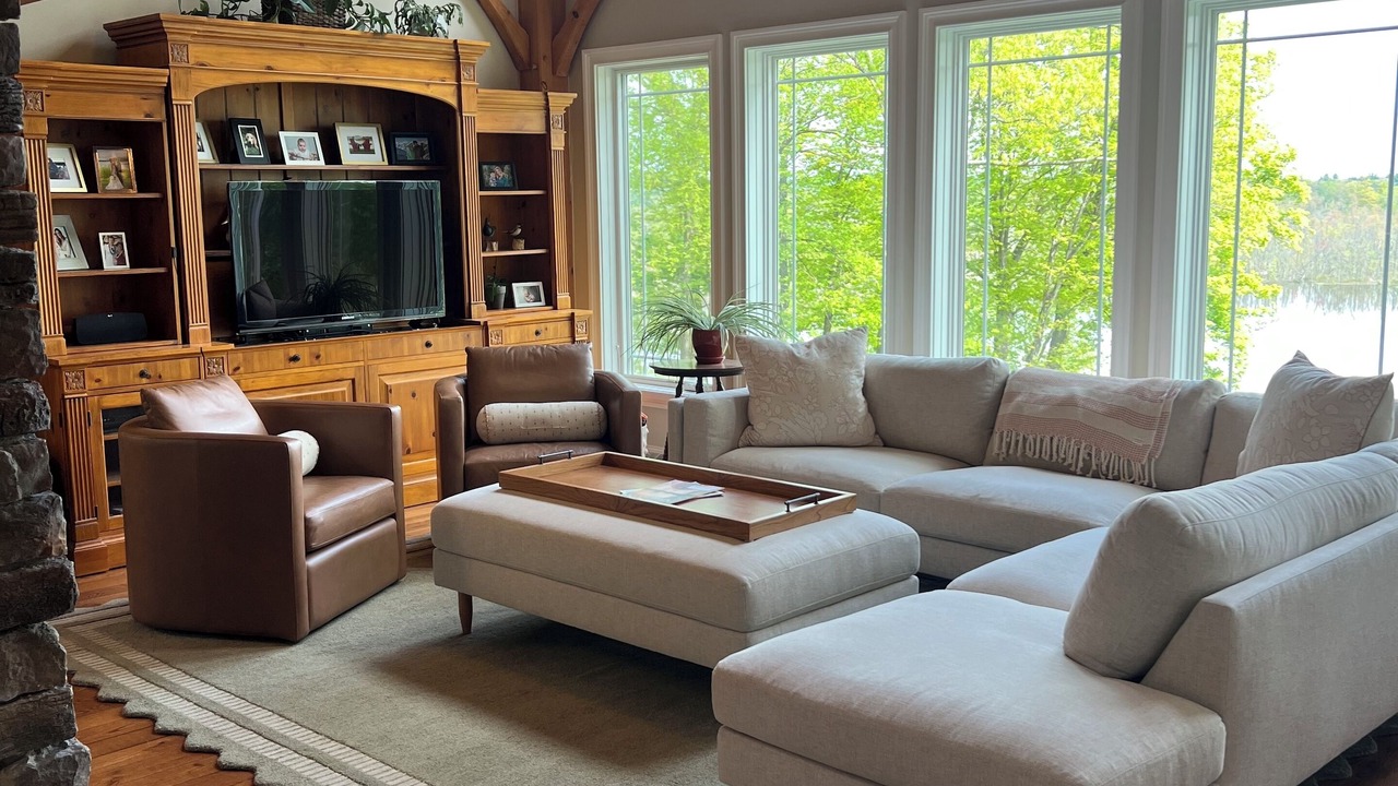 Photo of Livingroom in Saratoga Springs