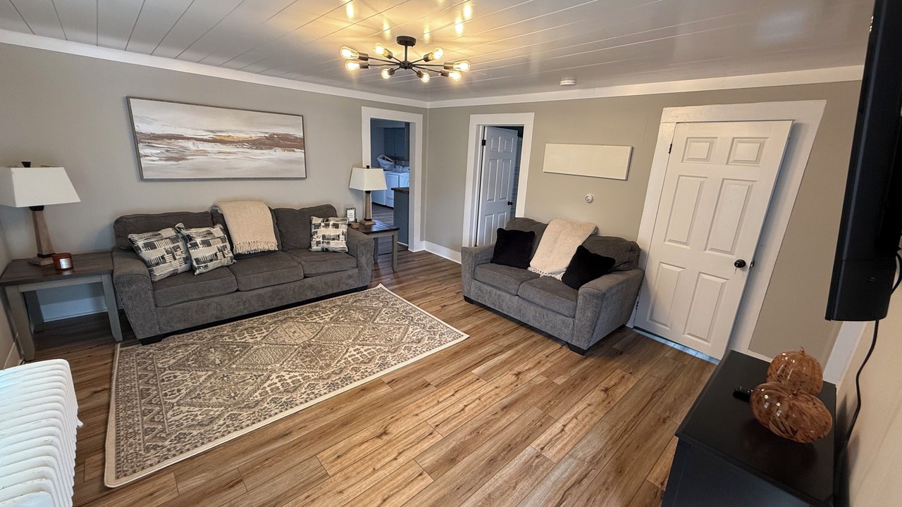 Photo of Livingroom in Cortland