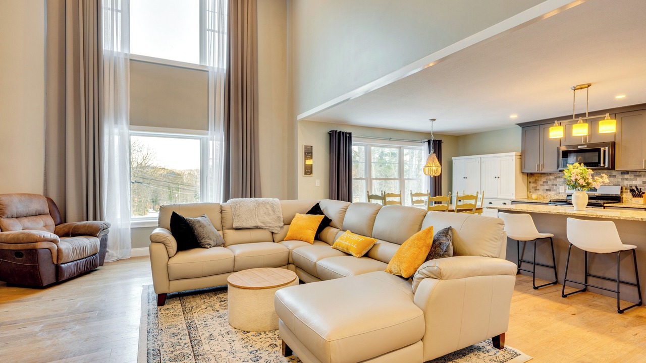Photo of Livingroom in Birch Hill
