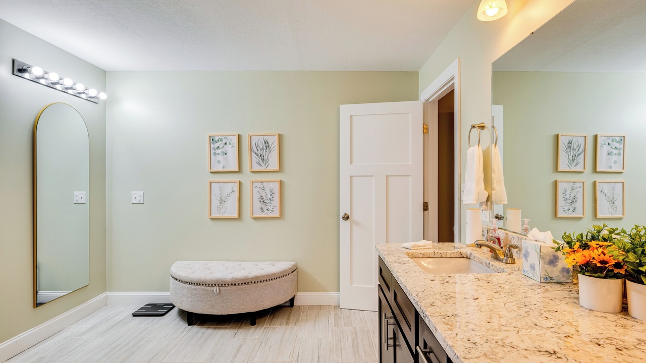 Photo of Bathroom in Birch Hill