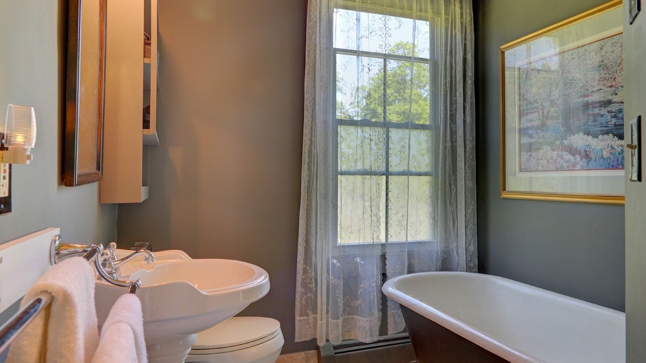 Photo of Bathroom in Amenia