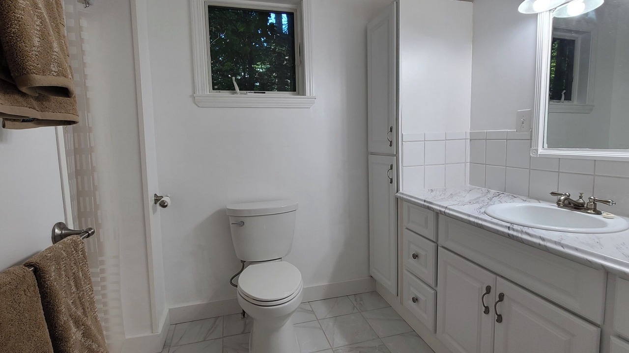Photo of Bathroom in Center Tuftonboro