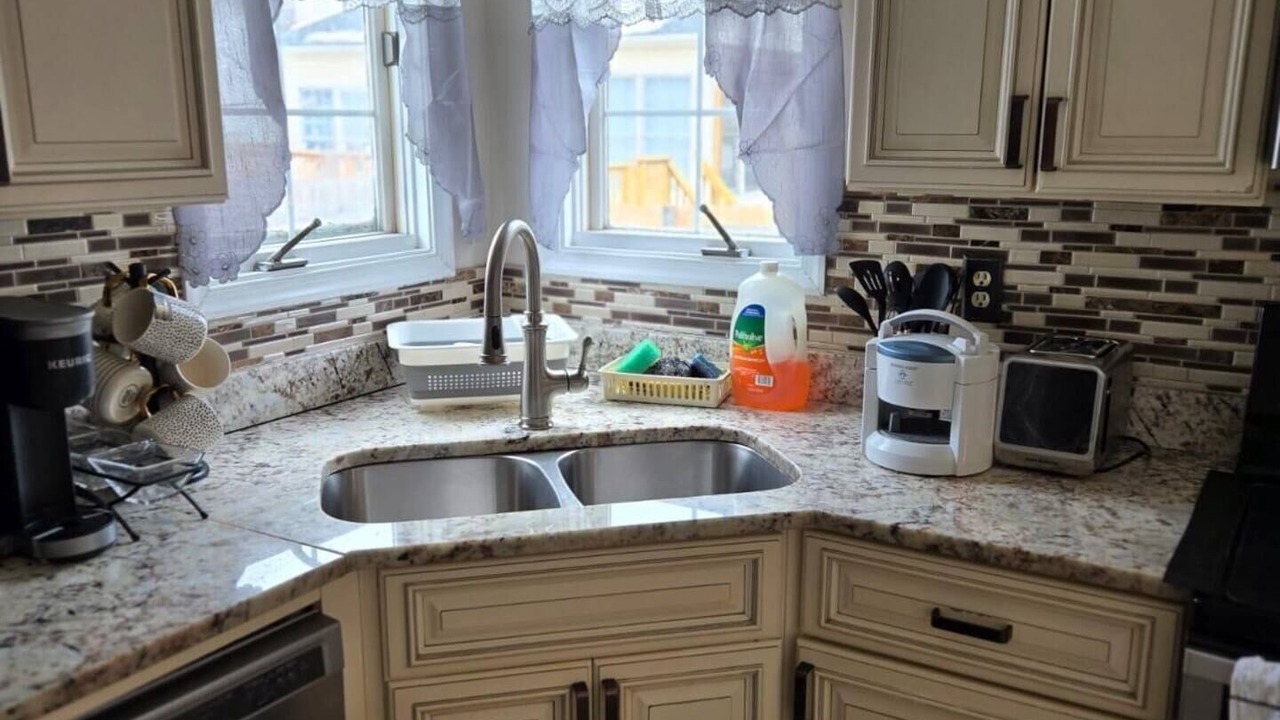 Photo of Kitchen in Greenbelt