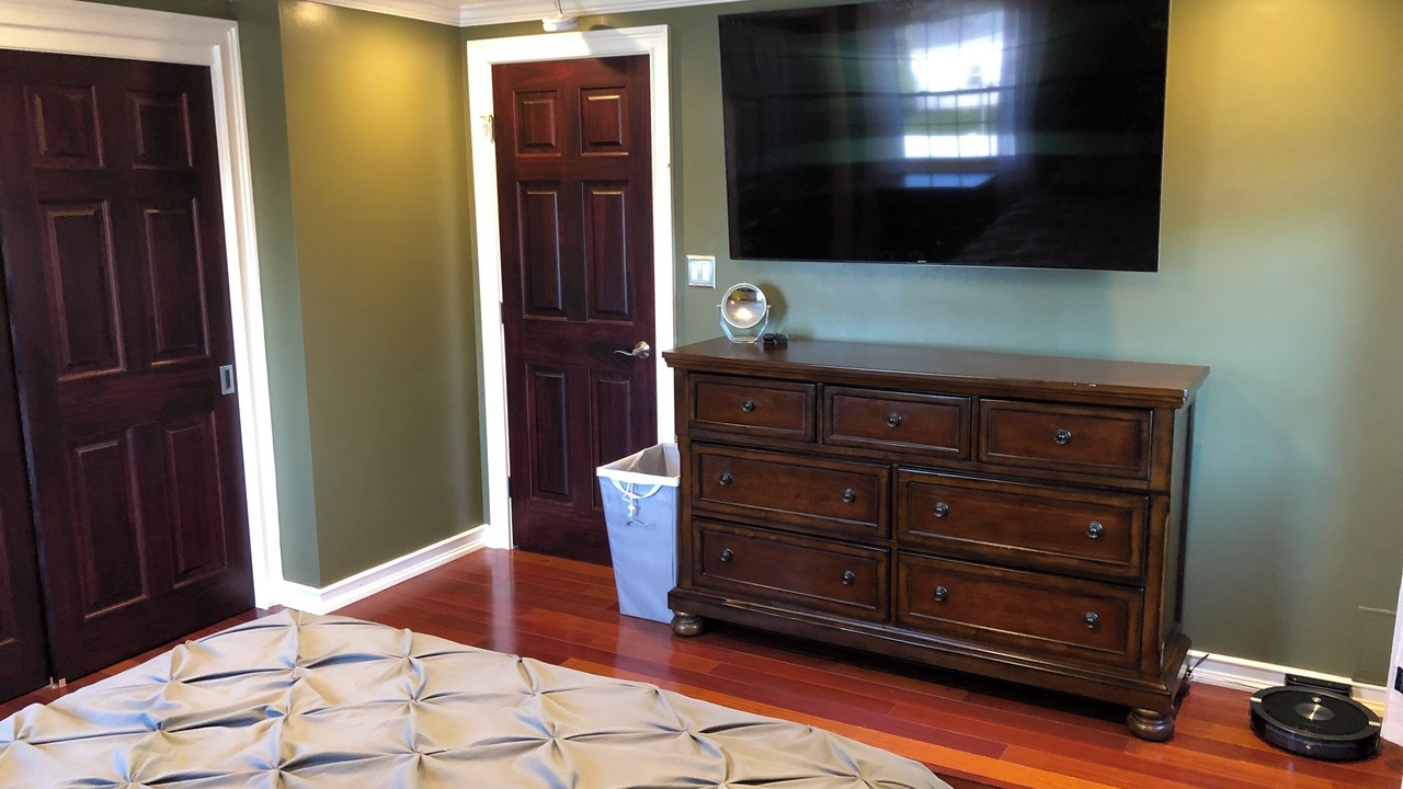Photo of Bedroom in Williamsville