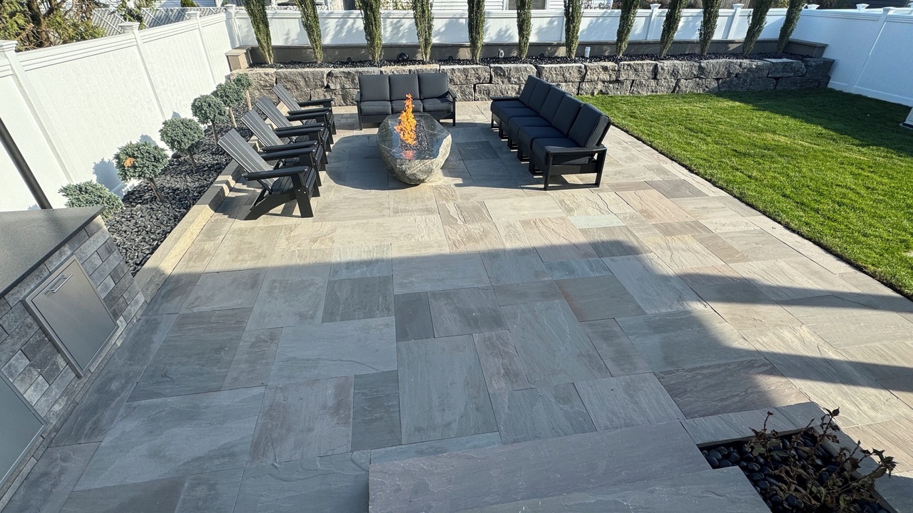 Photo of Patio Balcony in Williamsville