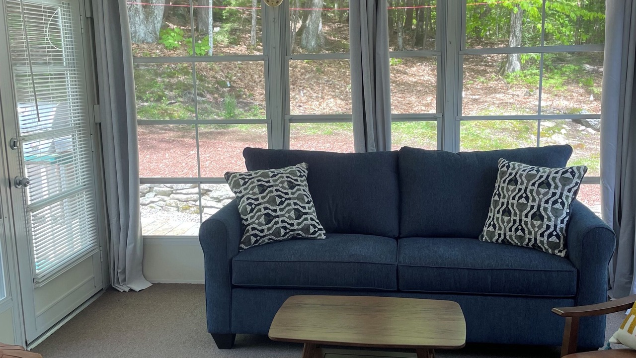 Photo of Livingroom in Sutton