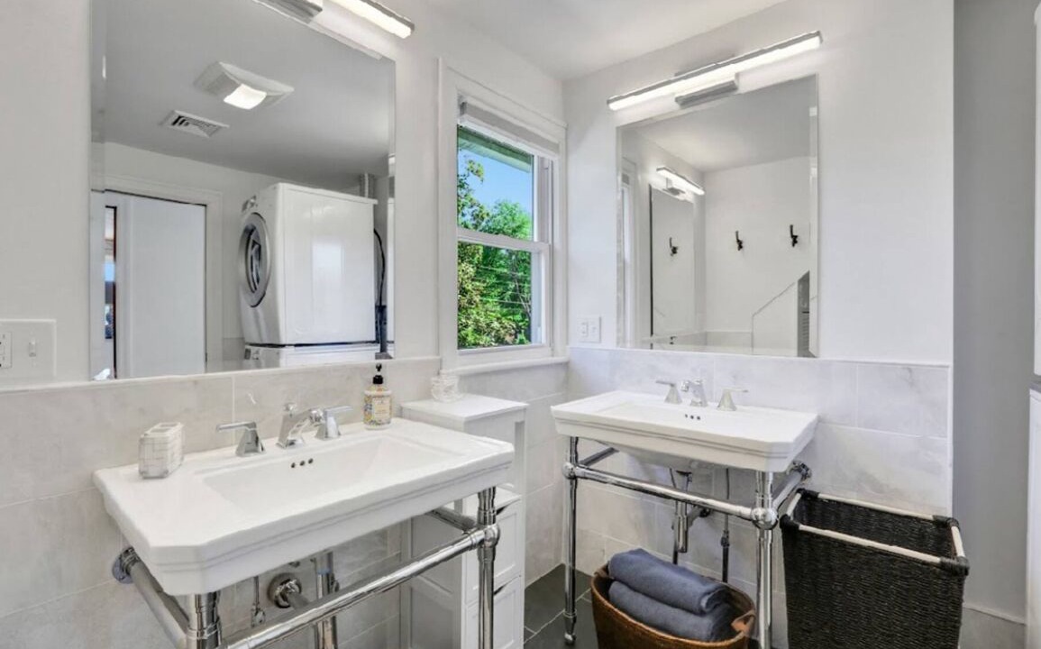 Photo of Bathroom in Saugerties South