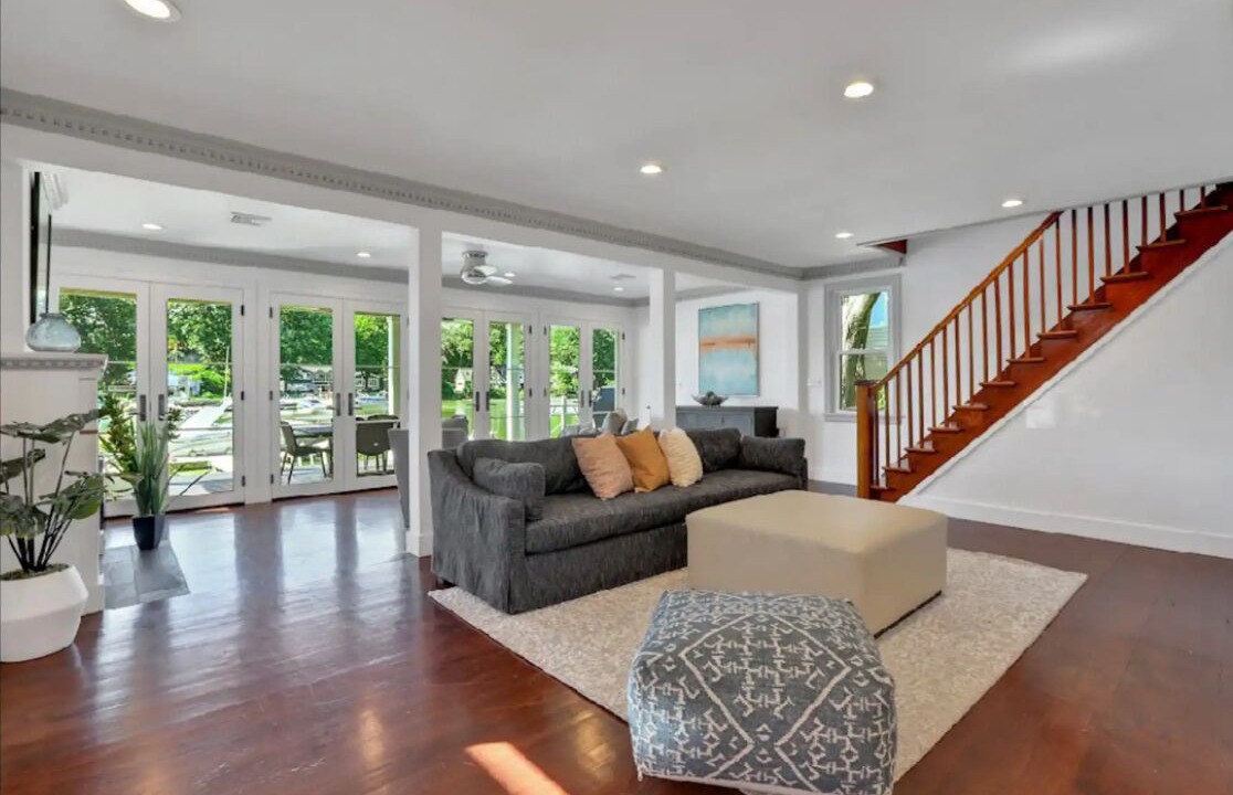 Photo of Livingroom in Saugerties South
