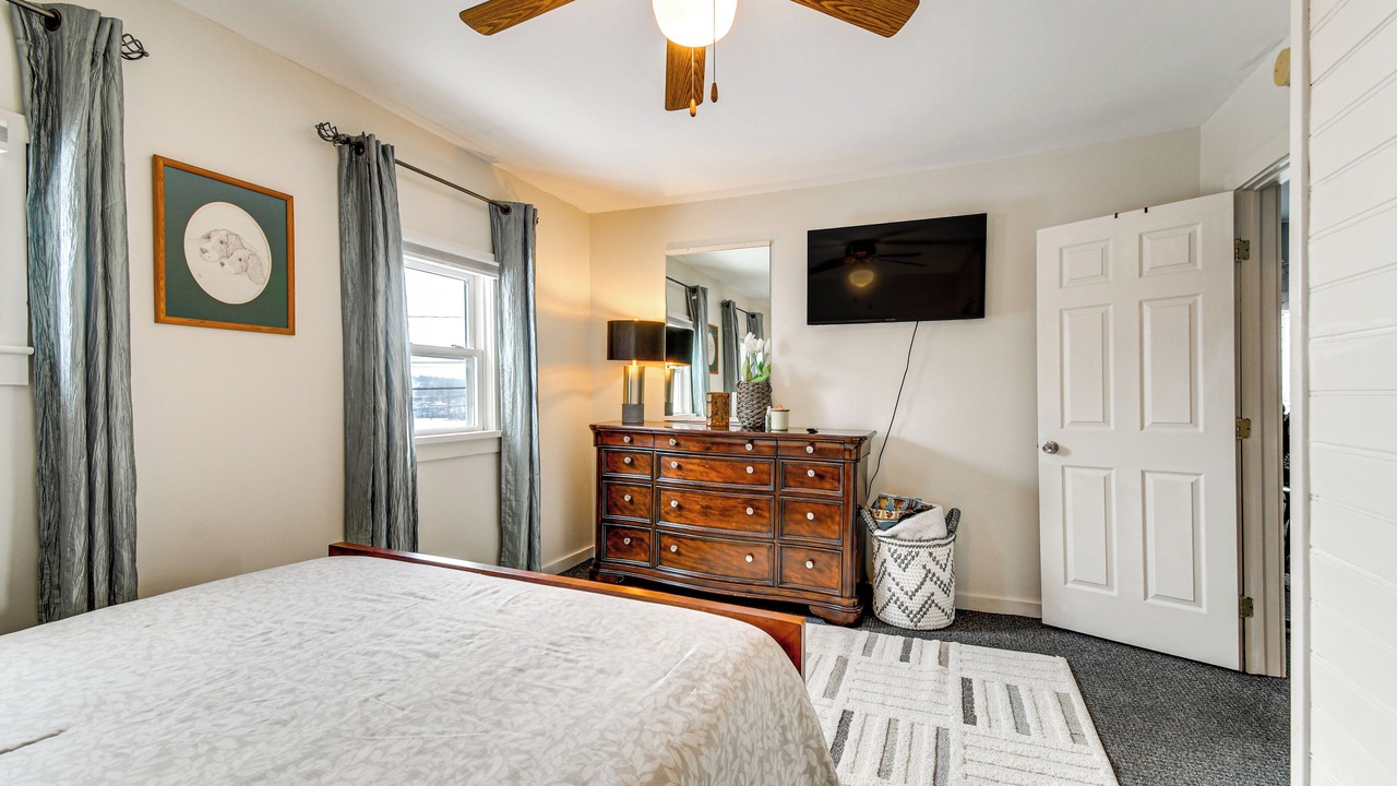 Photo of Bedroom in East Syracuse