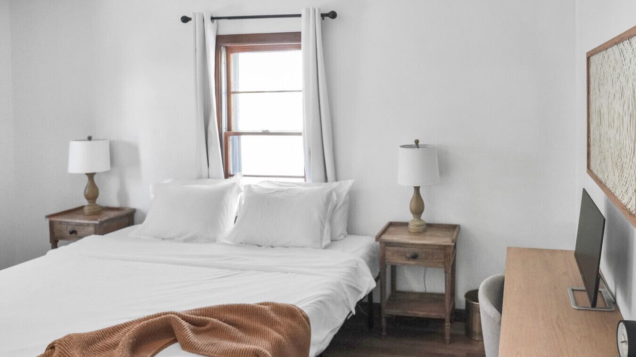 Photo of Bedroom in Summersville