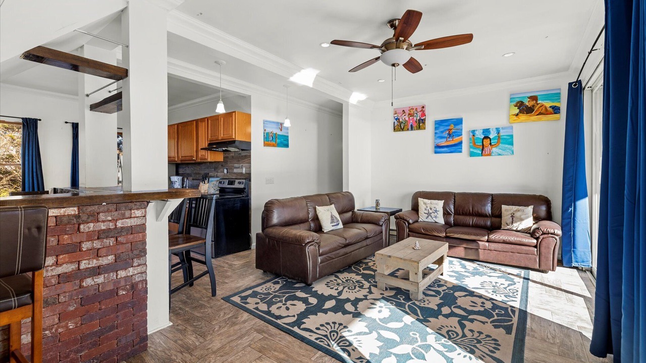 Photo of Livingroom in Ocean Bay Park