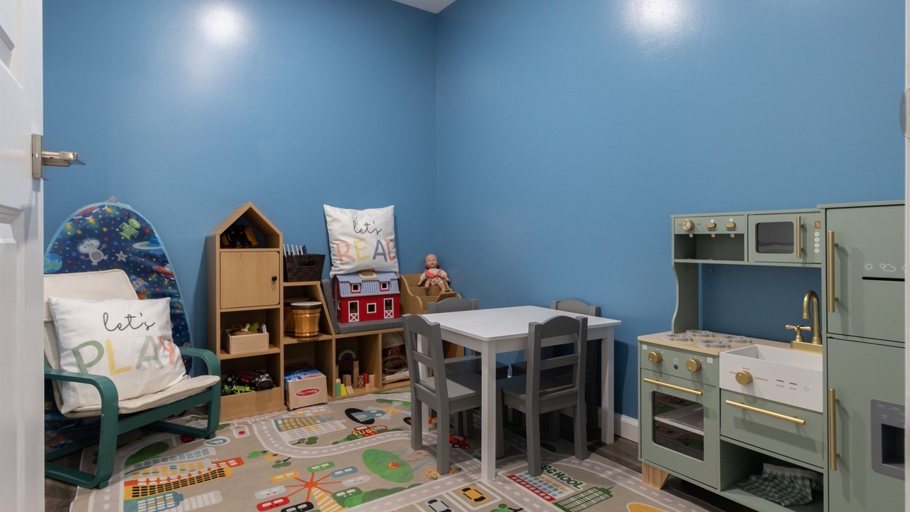 Photo of Bedroom in Davis