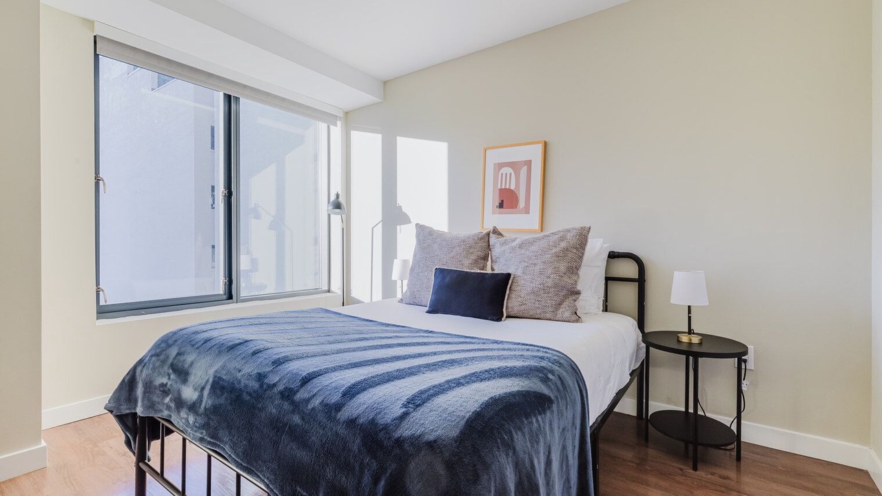 Photo of Bedroom in Theatre District