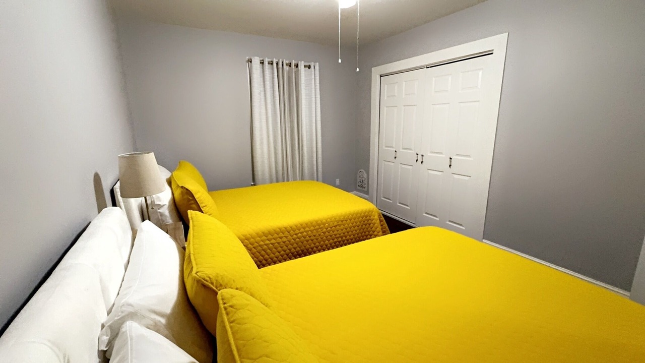 Photo of Bedroom in Utica