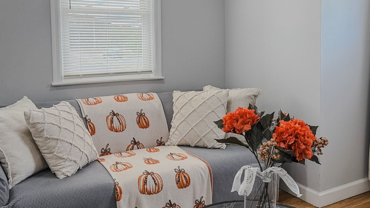 Photo of Livingroom in West Hempstead