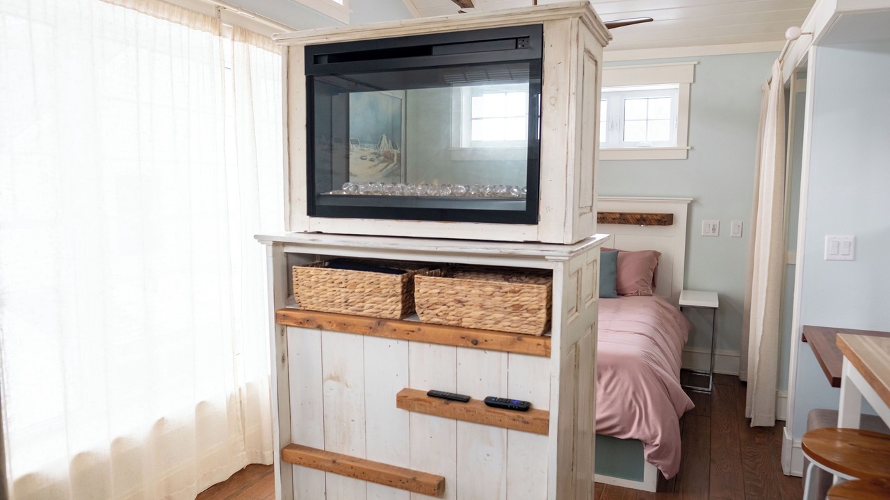Photo of Livingroom in Burlington