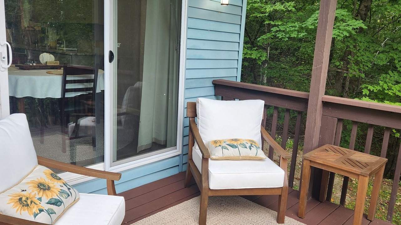 Photo of Patio Balcony in Wolfeboro