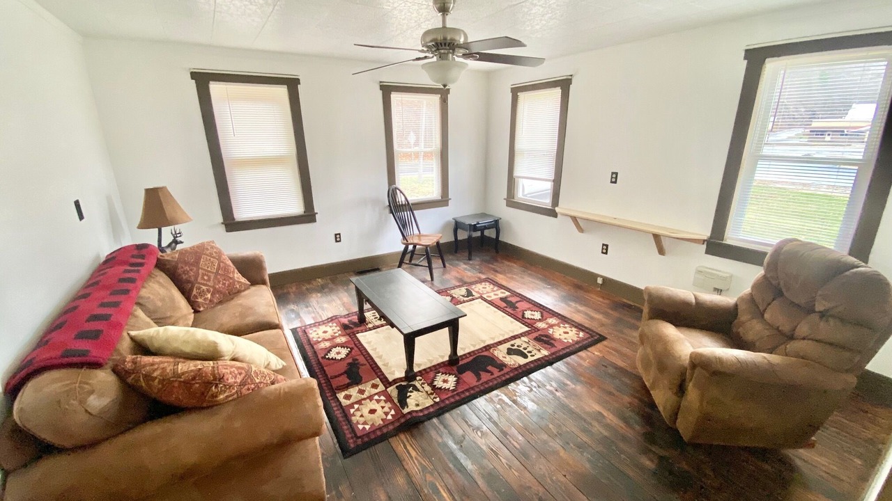 Photo of Livingroom in Seneca Rocks
