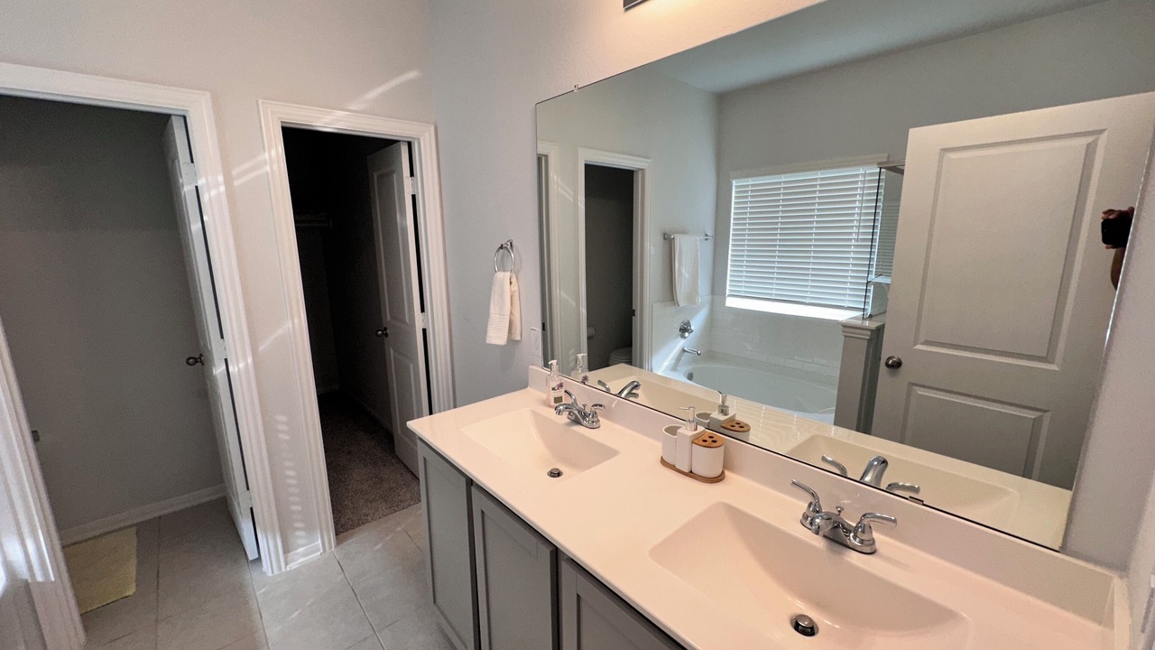 Photo of Bathroom in Iowa Colony