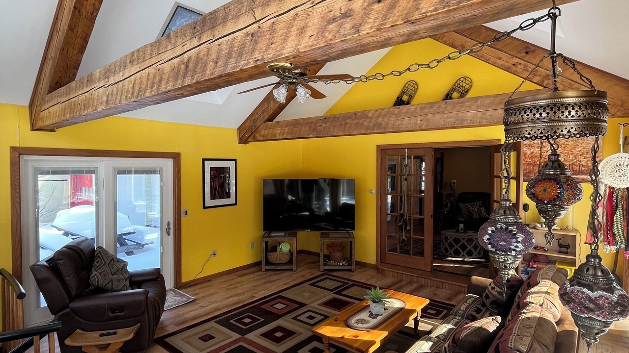 Photo of Livingroom in Bethel