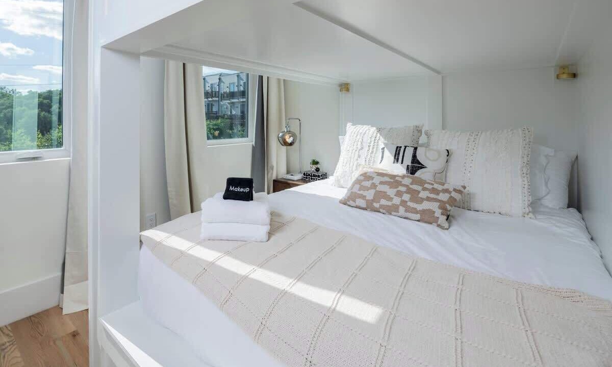 Photo of Bedroom in Katie Hill Neighborhood