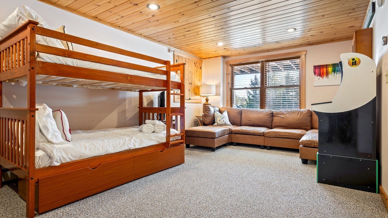 Photo of Bedroom in Bethel