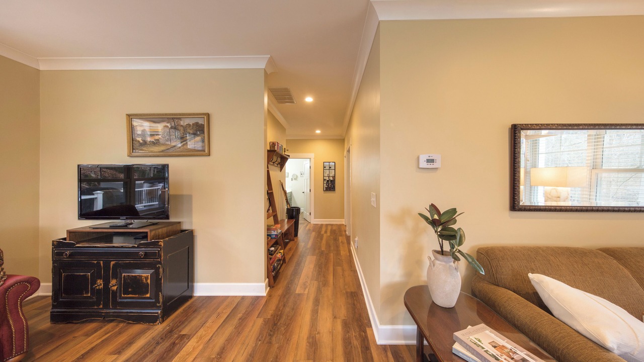 Photo of Livingroom in Loudonville