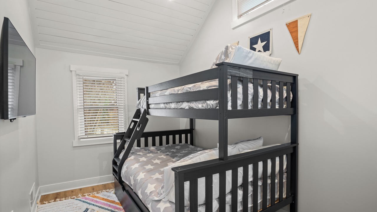 Photo of Bedroom in Lutherville Timonium
